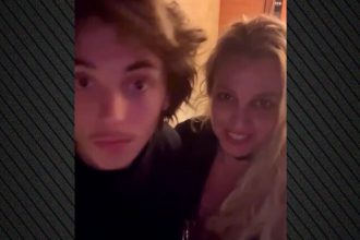 Μπρίτνεϊ Σπίαρς: Έκανε Χριστούγεννα με τους γιους της μετά από δύο χρόνια χωριστά - Δάκρυα χαράς, ευχαριστώ Χριστέ μου, γράφει