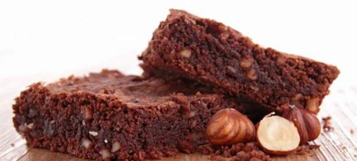 Brownie με σοκολάτα και φουντούκια