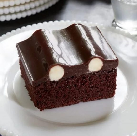 Τι είναι το Bumpy Cake που έχει κατακτήσει τελευταία το internet;