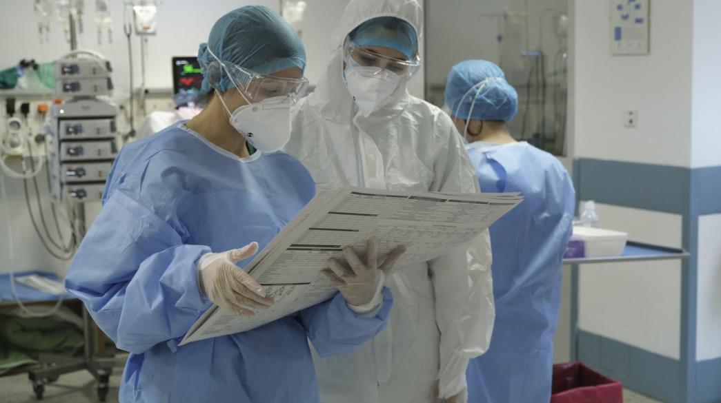 "Θερίζει" ο κορονοϊός: Έρχεται αύξηση θανάτων και διασωληνωμένων – «Κόκκινοι» όλοι οι δείκτες