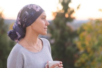 «Η μαμά έχει καρκίνο»: Πώς μιλάμε στα παιδιά για την ασθένεια