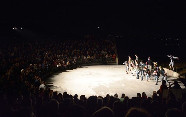 "ΜΑΝΑ ΜΟΥ ΕΛΛΑΣ" στο Θέατρο της Κρήνης