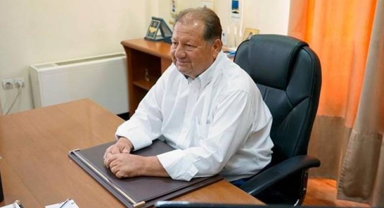 Περιπέτεια υγείας για τον Δήμαρχο Αιγιάλειας - Έχασε τις αισθήσεις του ενώ βρισκόταν στην εκκλησία