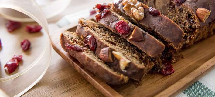 Το απόλυτο γιορτινό κέικ χωρίς ζάχαρη από τον ειδικό