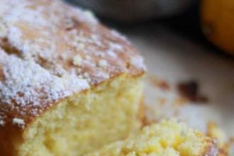 Κέικ με λεμόνι και μασκαρπόνε