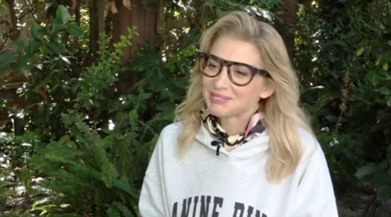 Νίκη Κάρτσωνα: Θα μπορούσα να είμαι μία ευγενική κριτής σε ένα ριάλιτι μόδας