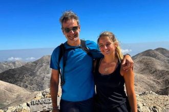Κυριάκος Μητσοτάκης: Ανέβηκε τα Λευκά Όρη μαζί με την κόρη του
