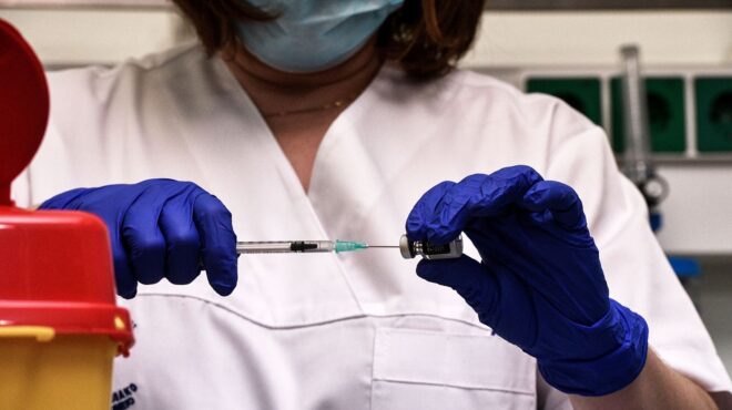 ΕΟΔΥ: Συναγερμός για τη γρίπη, 8 θάνατοι σε μία εβδομάδα - Στους 18 οι νεκροί από κορονοϊό