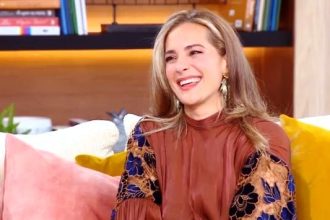 Νατάσσα Μποφίλιου: «Δεν βιώνω προσωπικά τις επιθέσεις που δέχομαι»