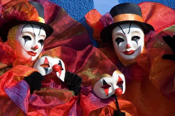 Απόψε το πάρτι μασκέ της Κοινο_Τοπίας