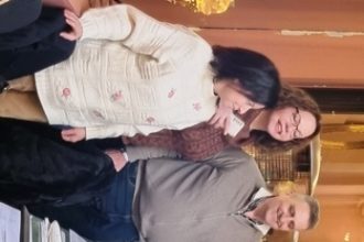 Πάτρα: Oι εργαζόμενοι του Τμήματος Ληξιαρχείου της Διεύθυνσης Διοίκησης και Δημοτικής Κατάστασης έκοψαν την πίτα τους