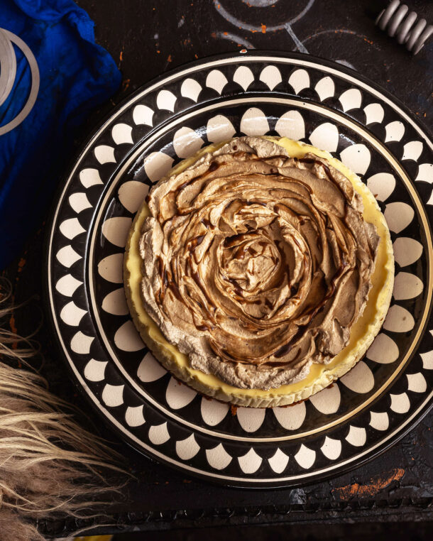 Cheesecake με επικάλυψη καραμέλας με μπίρα