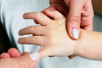 Με ρευματοπάθειες 1 στα 1.000 παιδιά κάτω των 18 ετών