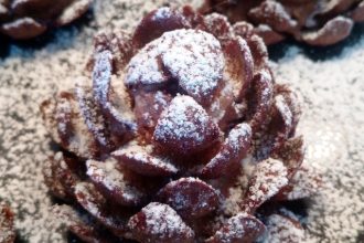 Χιονισμένα κουκουνάρια