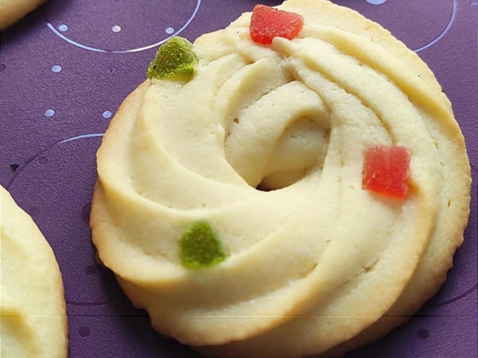 Μπισκότα βουτύρου με φρούτα