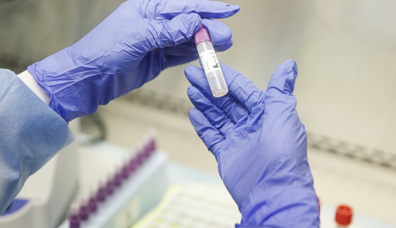 Γεμίζουν τα παιδιατρικά νοσοκομεία με κρούσματα κορονοϊού