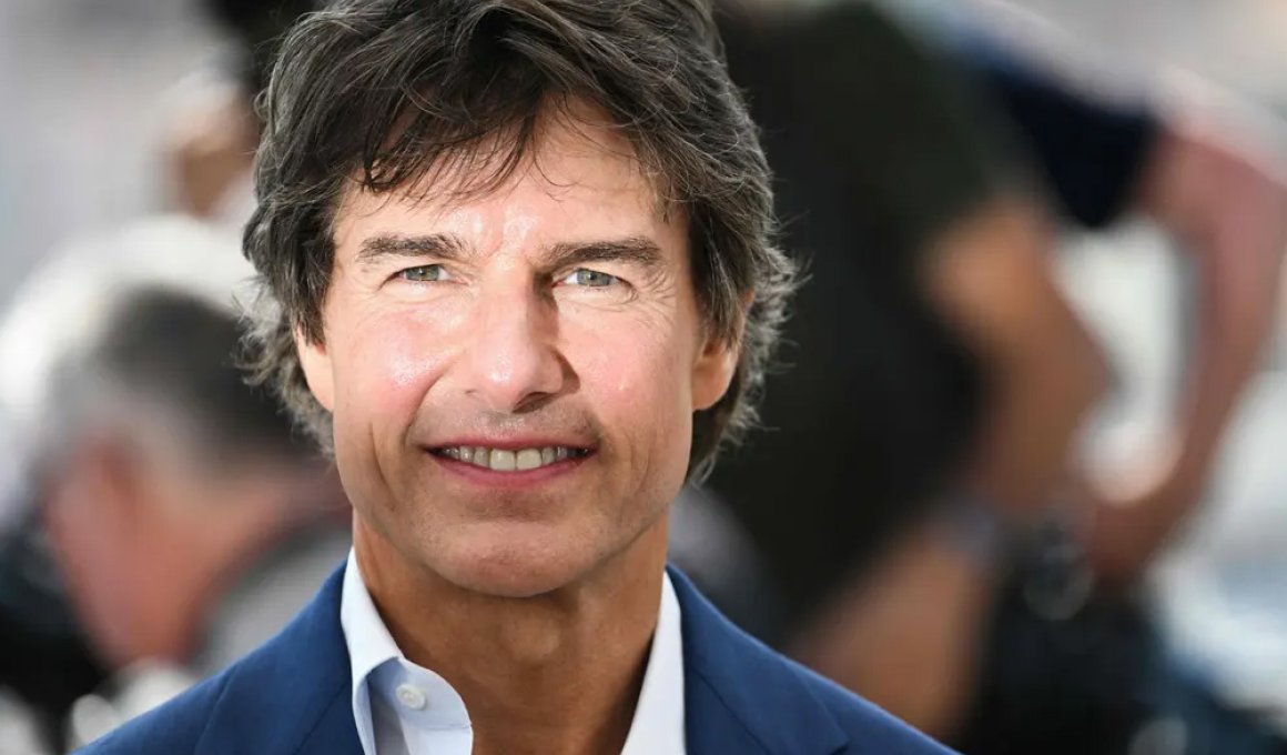 Ύψιστη διάκριση από το Πολεμικό Ναυτικό των Ηνωμένων Πολιτειών στον Τομ Κρουζ