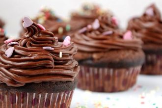 Συνταγή για κέικ σοκολάτας σε 90 δευτερόλεπτα