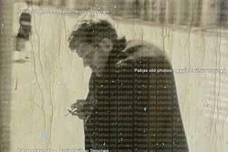 Ο "Θανάσης ο Δεκαρίτσας" - Η σπάνια φωτογραφία που αναδύει μια συγκινητική ιστορία...