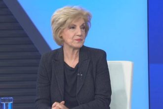 Σία Αναγνωστοπούλου: Μεγάλη Παρασκευή στα Καμίνια