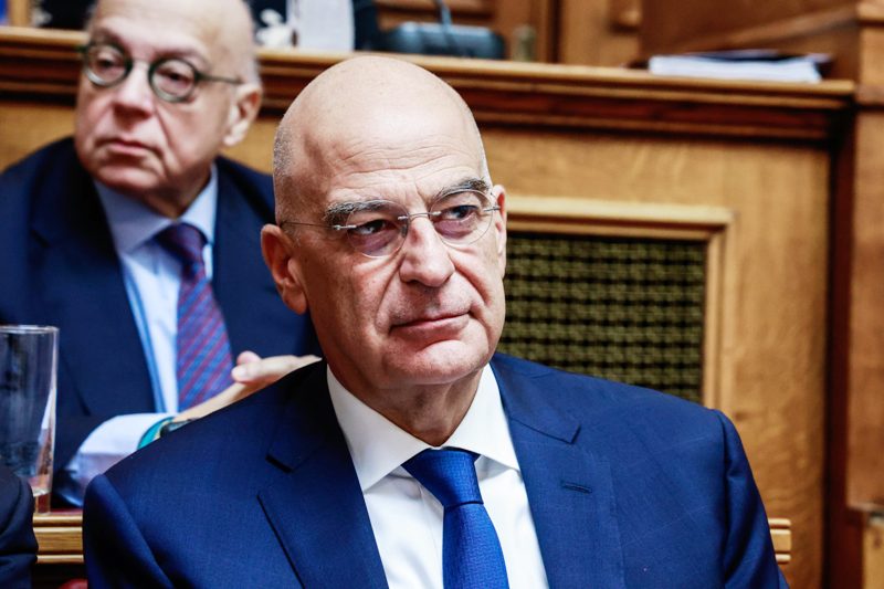 Με τροφική δηλητηρίαση ο Νίκος Δένδιας