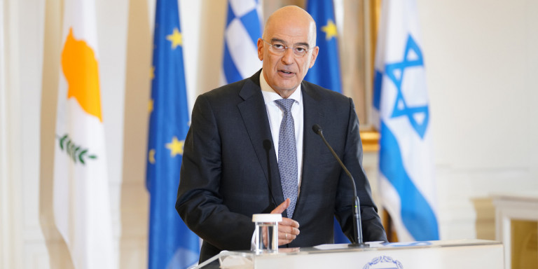 Δένδιας: Συγχαίρει όλους τους νέους υπουργούς που ορκίσθηκαν σήμερα