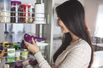 9 τροφές που δεν λείπουν ποτέ από το ντουλάπι μίας διατροφολόγου