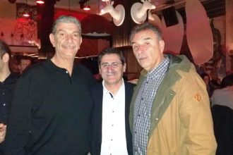 Τιμητική βράβευση Κώστα και Τάκη Πετρόπουλου, στο Εθνικό και Καποδιστριακό Πανεπιστήμιο Αθηνών