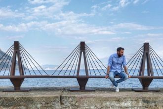 Η Γέφυρα Ρίου έγινε...παγκάκι!