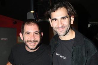 Δημήτρης Φιλιππίδης: Σπάνια βραδινή έξοδος για τον γιο του Πέτρου Φιλιππίδη