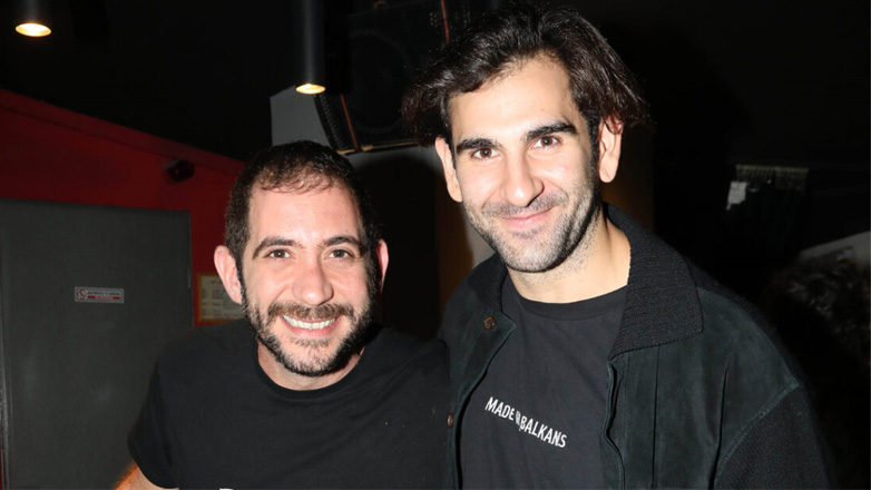 Δημήτρης Φιλιππίδης: Σπάνια βραδινή έξοδος για τον γιο του Πέτρου Φιλιππίδη