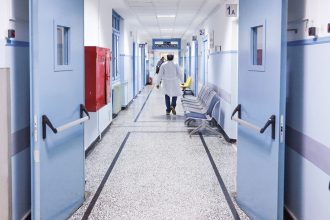 Καρκίνος: Γιατί η νόσος χτυπά όλο και πιο νέους;