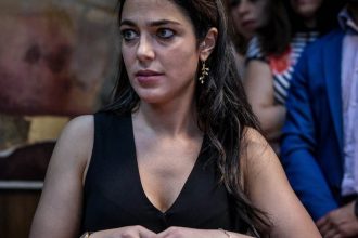 Δόμνα Μιχαηλίδου: Δύσκολες ώρες για την Υφυπουργό Εργασίας – Πέθανε ο πατέρας της