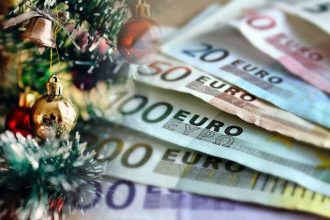 ΕΦΚΑ: Πότε καταβάλλεται το αδειοδωρόσημο Χριστουγέννων 2024 στους οικοδόμους