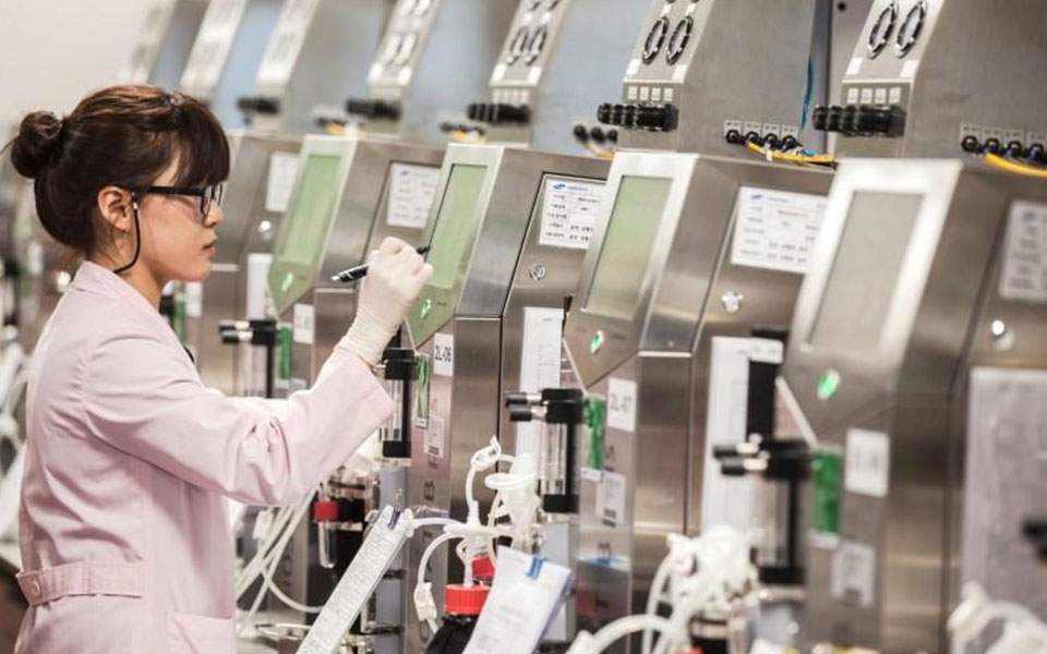 Μυκόπλασμα: O ύπουλος ιός που μπορεί να προκαλέσει στείρωση στις γυναίκες