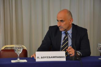 Οι ευχές του Π. Δουζδαμπάνη στο νέο Πρόεδρο του ΕΑΠ