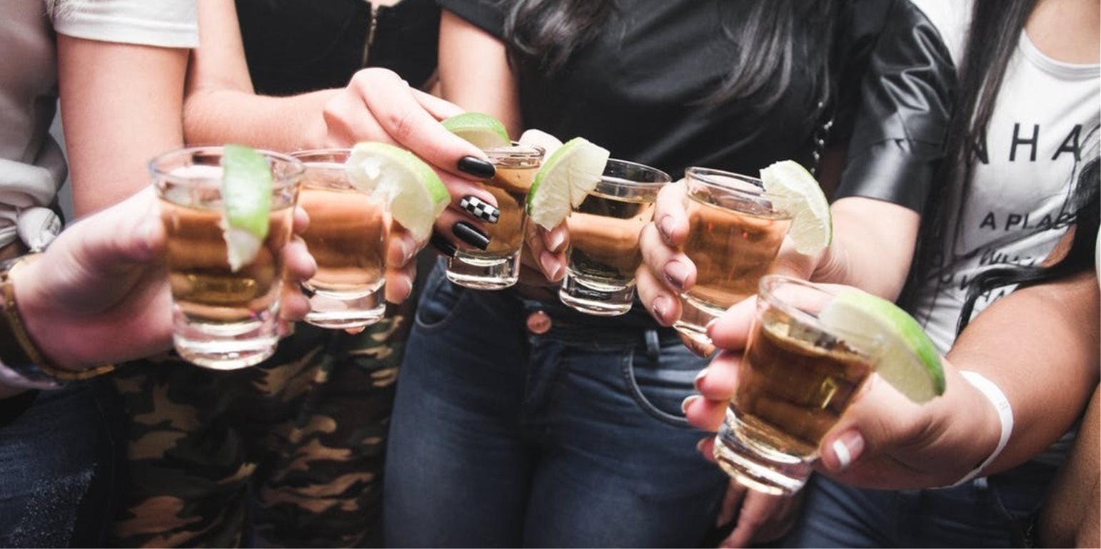 Πάτρα: Σαρωτικοί έλεγχοι σε νυχτερινά μαγαζιά - Γιατί "χτενίζουν" την περιοχή, τι ψάχνουν