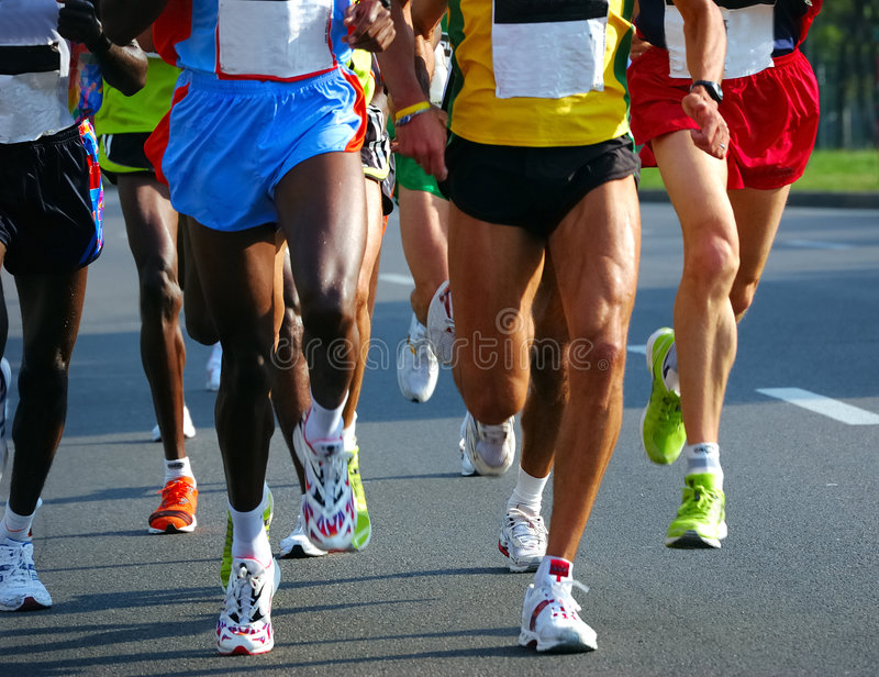 Κυκλοφοριακές ρυθμίσεις για τον σημερινό 1ο Ημιμαραθώνιο Πάτρας - Ποιοι δρόμοι θα είναι κλειστοί