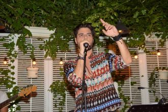 Royal: Και αυτή την Πέμπτη ο Χρήστος Κωνσταντόπουλος στη μουσική σκηνή του ΚΗΠΟΥ