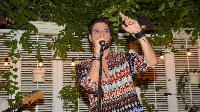 Royal: Και αυτή την Πέμπτη ο Χρήστος Κωνσταντόπουλος στη μουσική σκηνή του ΚΗΠΟΥ