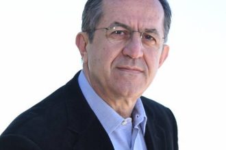 Νικολόπουλος - Μόλος Αγίου Νικολάου: Ο Πελετίδης μετέτρεψε τον χώρο περιπάτου, σε …αλάνα πάρκινγκ!