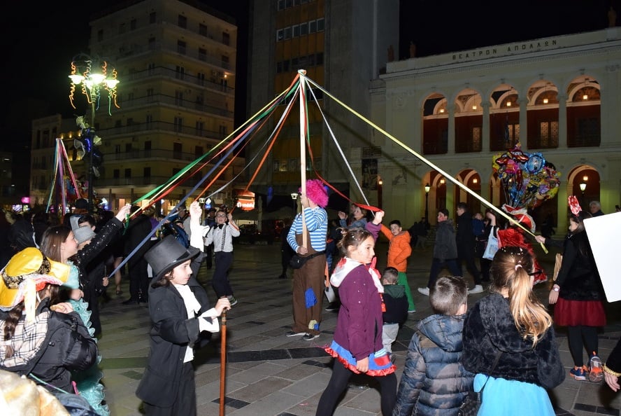 Πατρινό Καρναβάλι 2018: Σήμερα το ραντεβού με το Γαϊτανάκι της Ζωής και της Αισιοδοξίας
