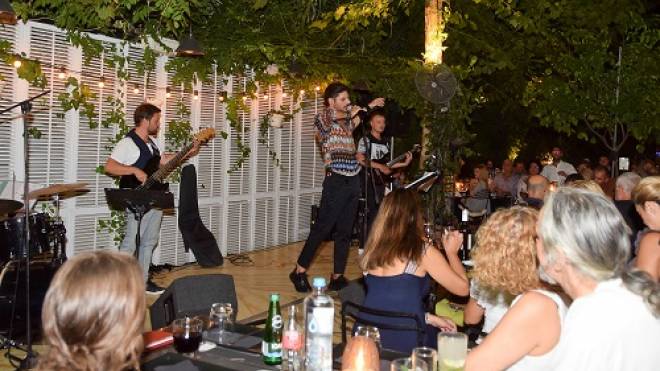 Πάτρα: Απόψε ο Χρήστος Κωνσταντόπουλος στη μουσική σκηνή του ΚΗΠΟΥ