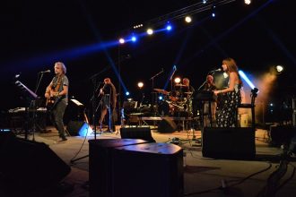 Εντυπωσιακή η έναρξη για τα «Οινοξένεια 2016» - Γέμισε το νέο λιμάνι Αιγίου για τη συναυλία Μικρούτσικου-Πασχαλίδη ΔΕΙΤΕ ΦΩΤΟ