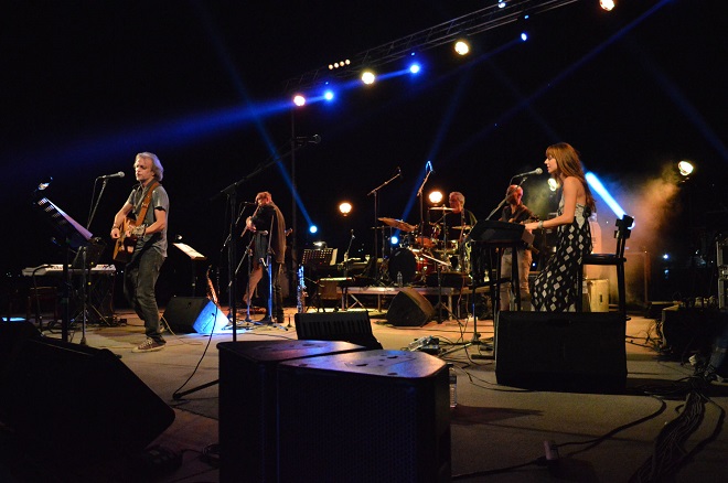 Εντυπωσιακή η έναρξη για τα «Οινοξένεια 2016» - Γέμισε το νέο λιμάνι Αιγίου για τη συναυλία Μικρούτσικου-Πασχαλίδη ΔΕΙΤΕ ΦΩΤΟ