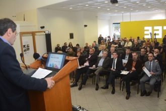 Ο Κώστας Πελετίδης μιλά για την πόλη της Πάτρας