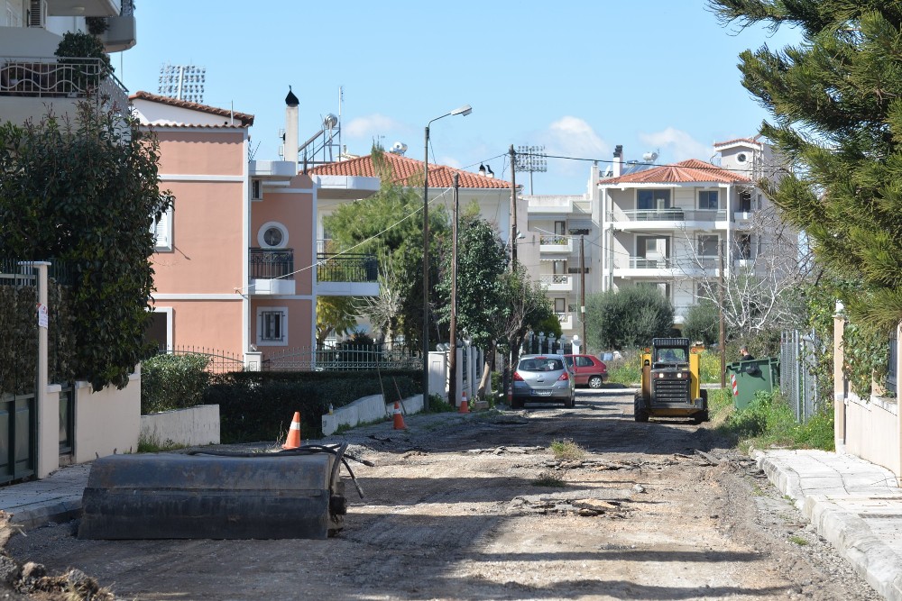 Πάτρα: Προχωρούν τα έργα οδοποιίας πάνω από το Παμπελοποννησιακό