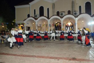 Παραδοσιακοί χοροί στην Οβρυά για την ενίσχυση Αγιογράφισης - ΦΩΤΟ
