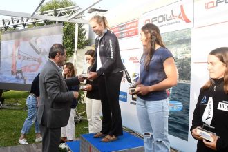 Ο Κώστας Πελετίδης στην τελετή λήξης του πανευρωπαϊκού Πρωταθλήματος IQFoil & στη γιορτή του Πήγασου Μπεγουλακίου