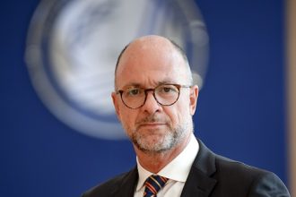 Νίκη των θεσμών